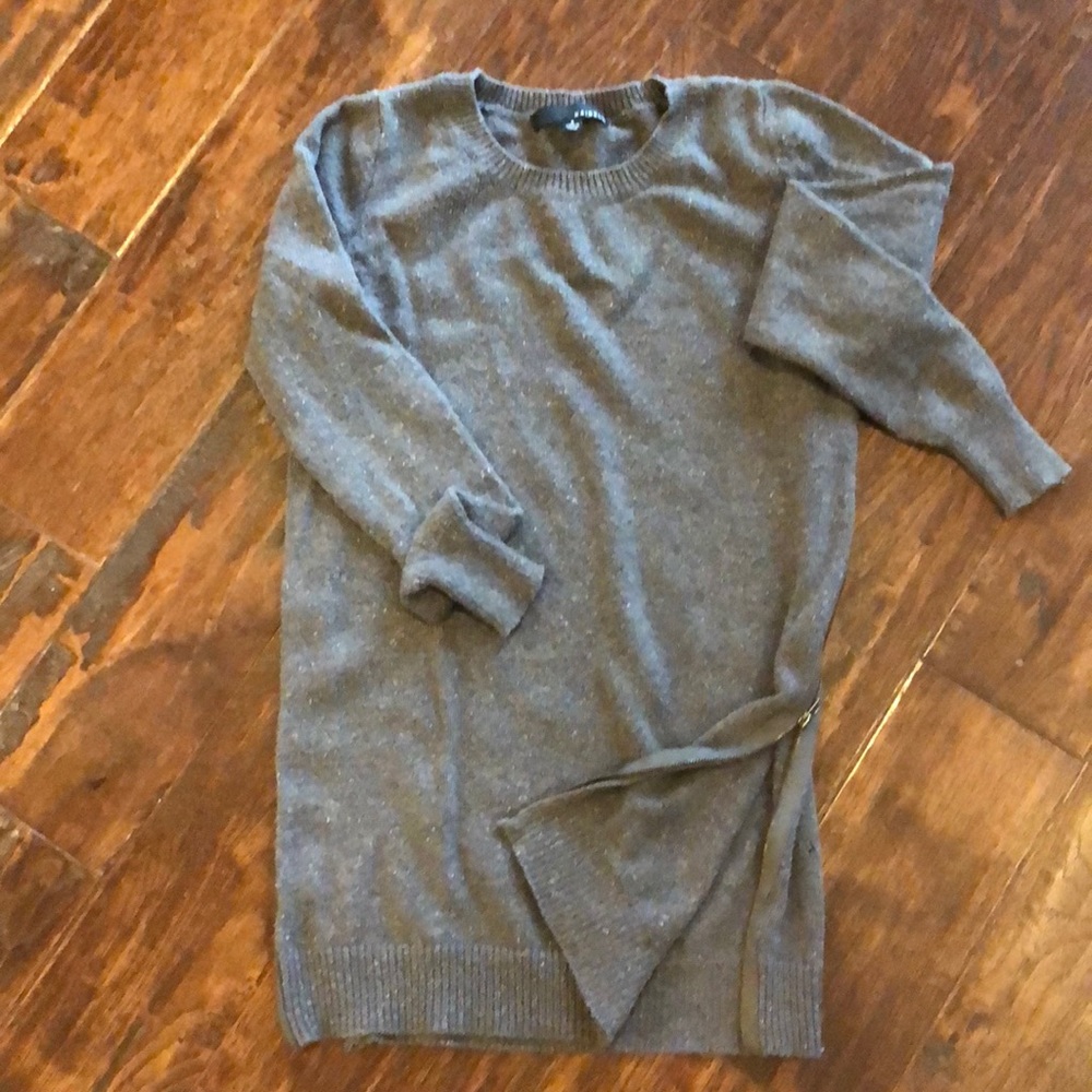 Tunic Sweater with Zipper Detail